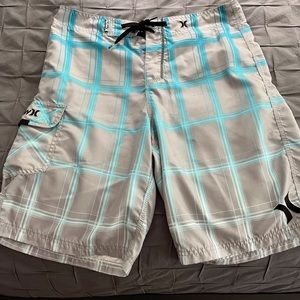 Hurley Board Shorts (32)
